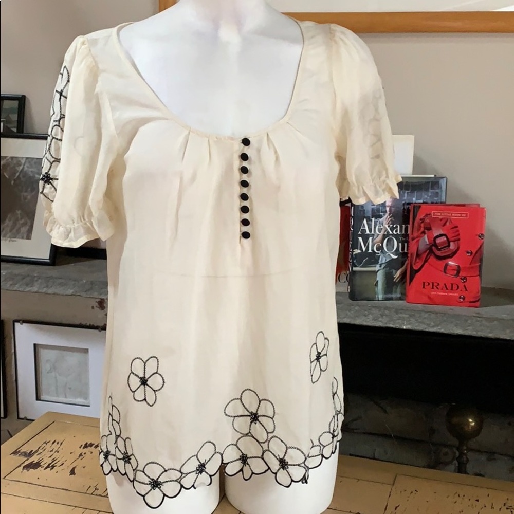 TWENTYONE Vanilla Embroidered Top
